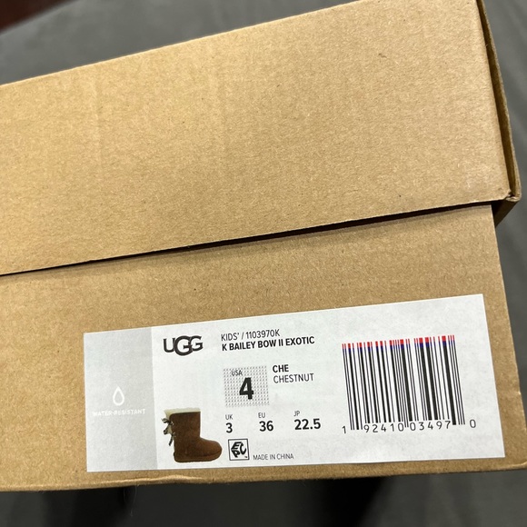 UGG Bailey Bow Leopard Tan boots, Comfy and cute! - Picture 3 of 9